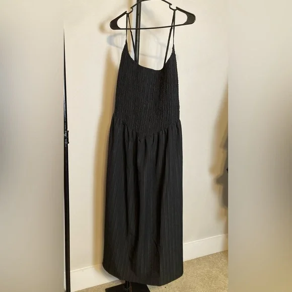 New! ASOS DESIGN scoop neck crinkle maxi sundress with cross back black Size 18 - Picture 4 of 6